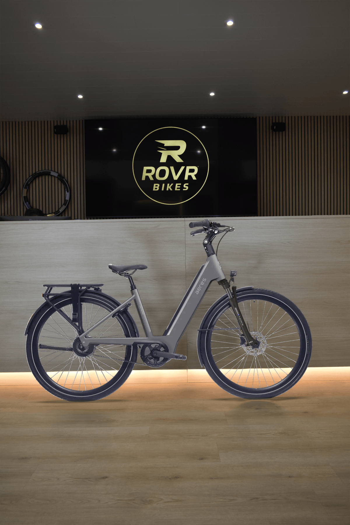 Aeres Antwerp PL5 elektrische stadsfiets bij ROVR Bikes Dendermonde