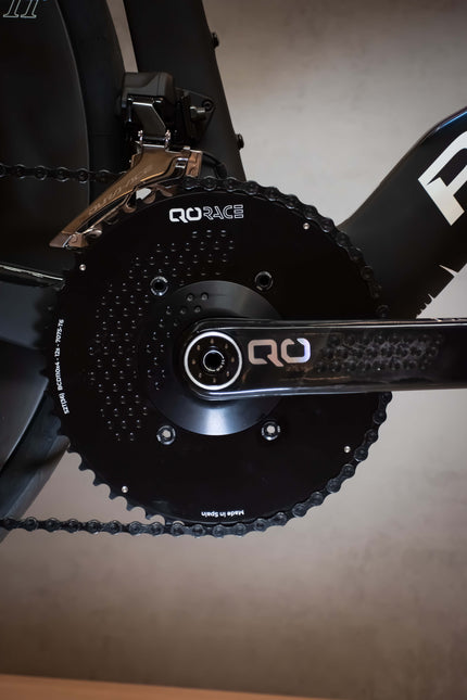 Détail custom build : pédalier QO Race