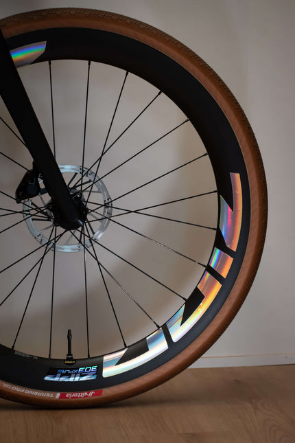 Détail custom build : roues carbone