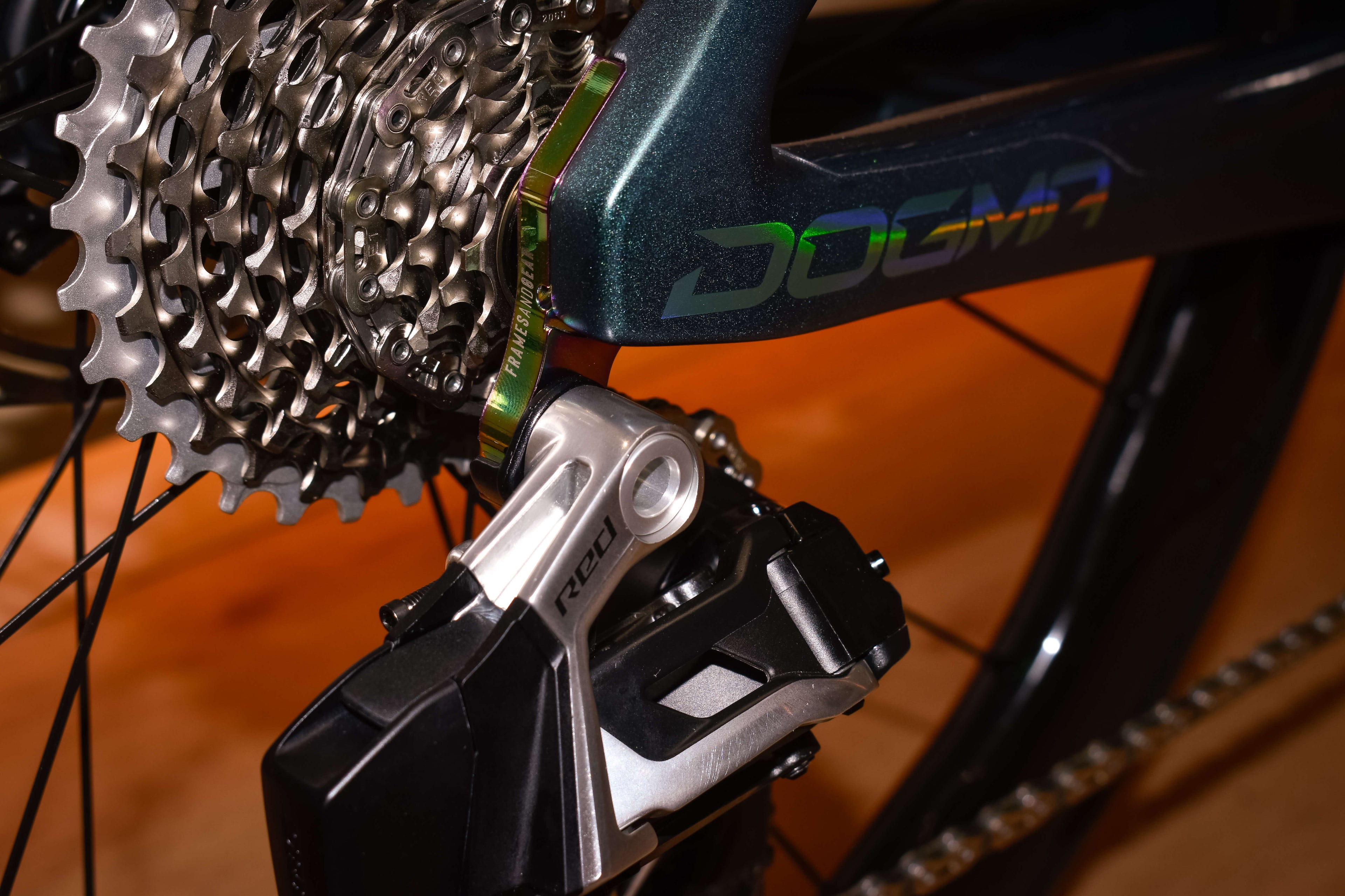 Pinarello Dogma F Obsidian Emerald
