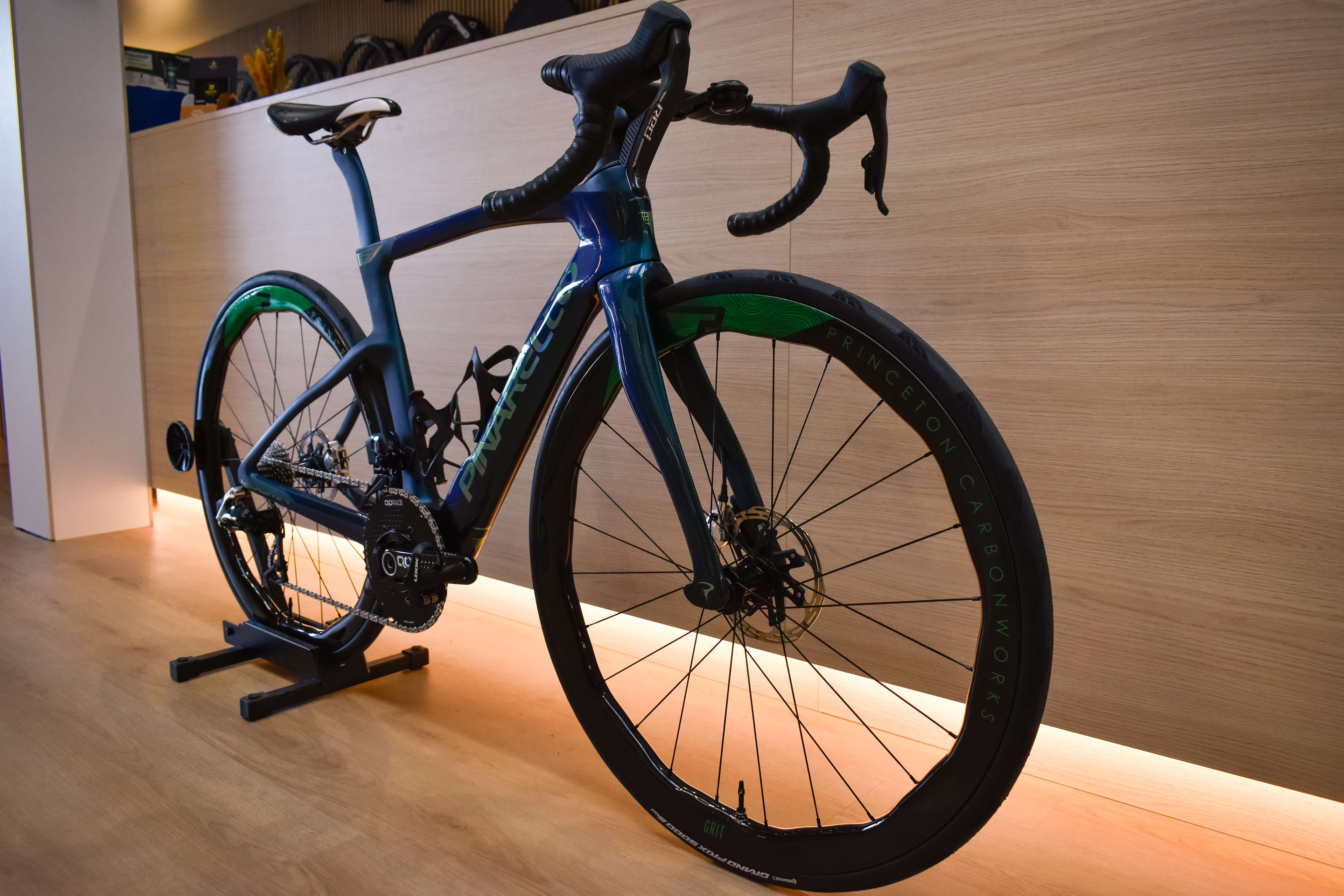 Pinarello Dogma F Obsidian Emerald