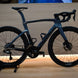Vélo de route Pinarello Dogma F Luxter Grey Matt chez ROVR Bikes Dendermonde