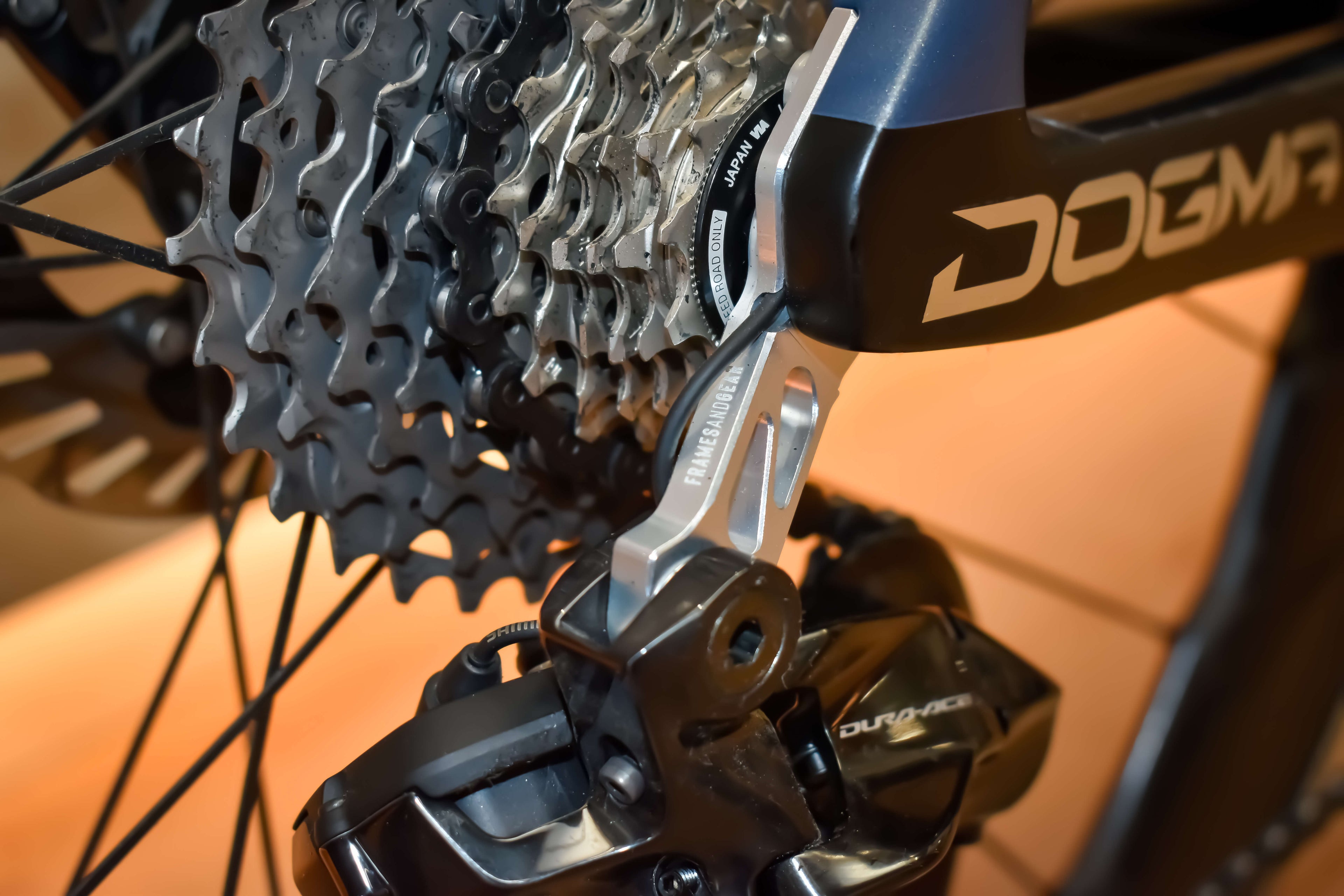 Pinarello Dogma F Luxter Grey Matt
