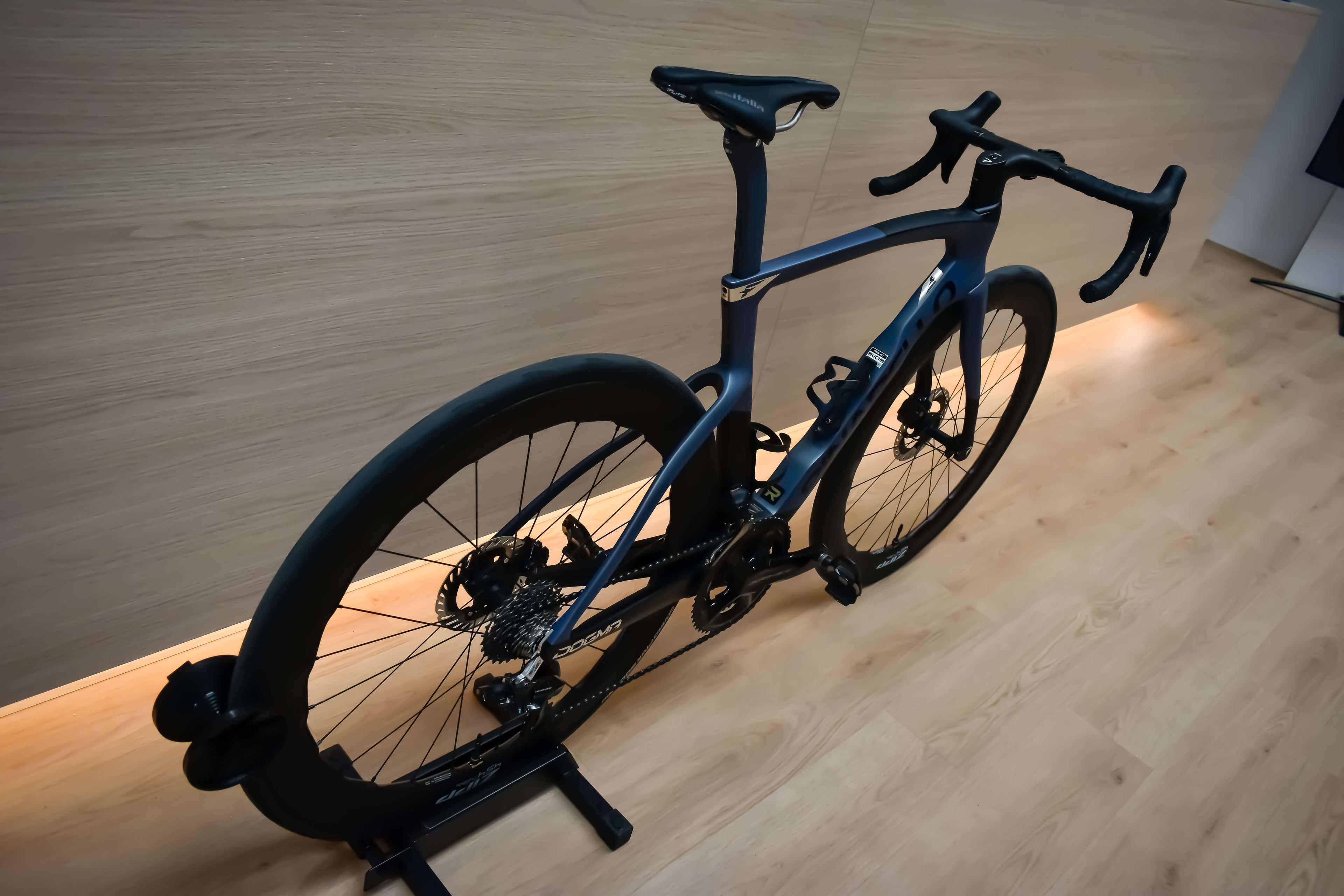 Pinarello Dogma F Luxter Grey Matt