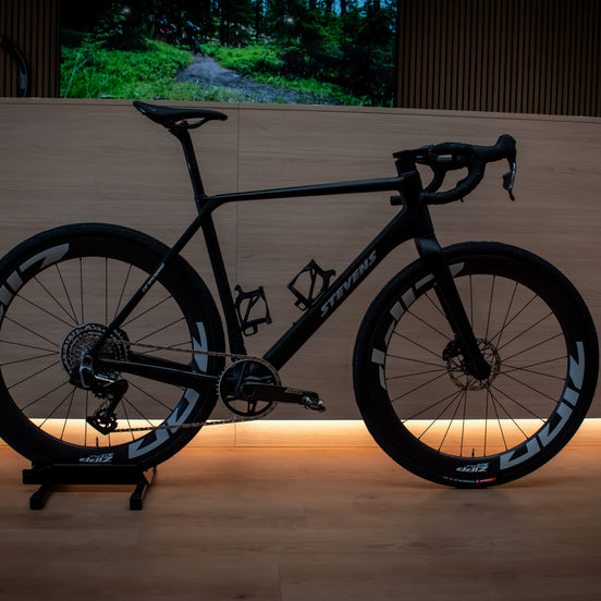 Stevens Camino RS Nightstone custom build gravelbike bij ROVR Bikes Dendermonde