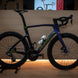 Vélo de route Pinarello Dogma F Cobalt Phantom chez ROVR Bikes Dendermonde