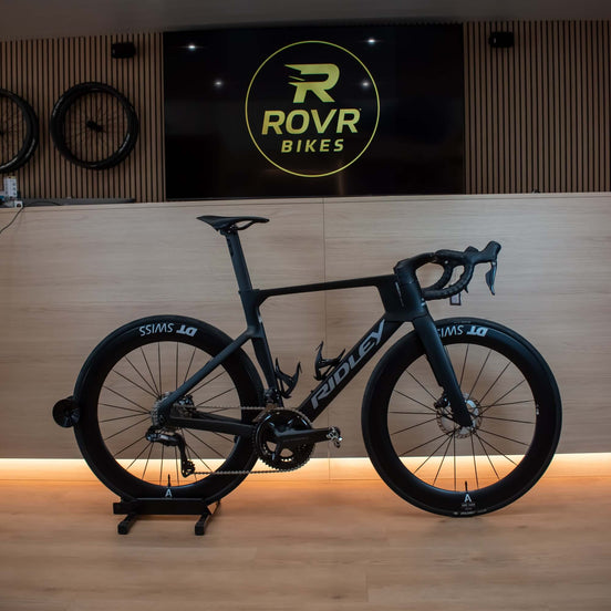 Ridley Noah Fast 3.0 Black/Empress Grey Metallic Small 2026 VÉLO DE DÉMONSTRATION