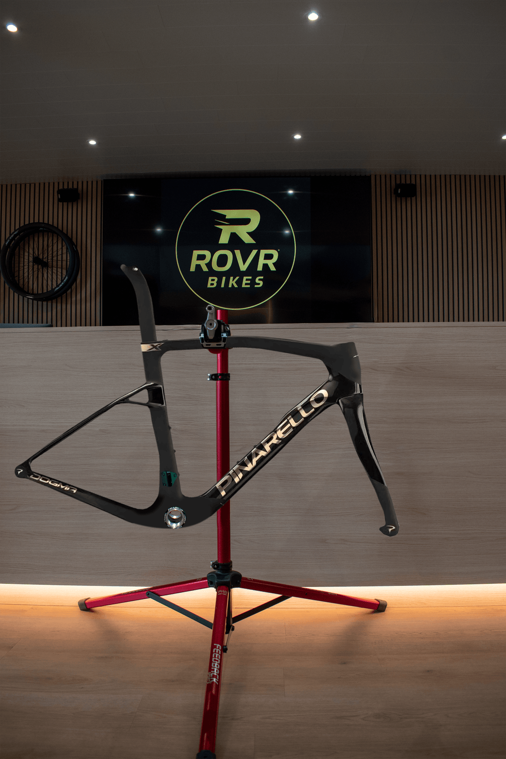 Pinarello Dogma X Etna Lucente chez ROVR Bikes Dendermonde