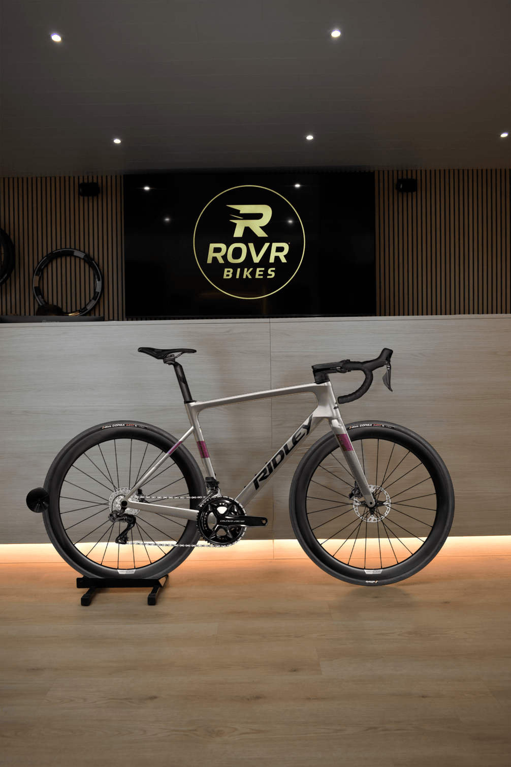 Ridley Falcn Autumn Grey/Black/Purple 4 at ROVR Bikes Dendermonde