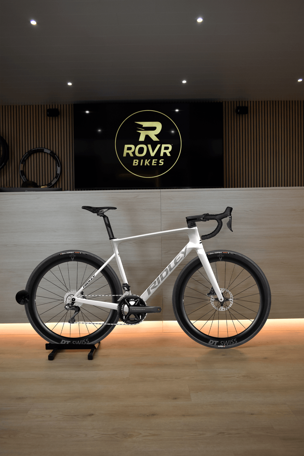 Ridley Falcn Pearl White/Silver 7 at ROVR Bikes Dendermonde