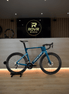 Ridley Noah Petrol Blue Metallic/White chez ROVR Bikes Dendermonde
