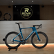 Ridley Noah Petrol Blue Metallic/White 5 chez ROVR Bikes Dendermonde