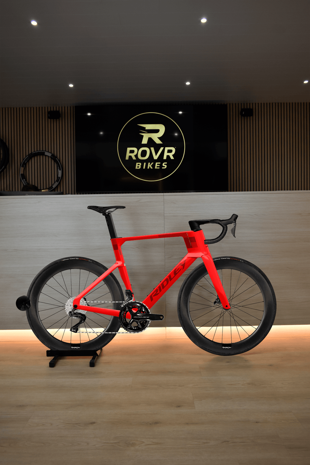 Ridley Noah Red/Candy Red Metallic 2 chez ROVR Bikes Dendermonde
