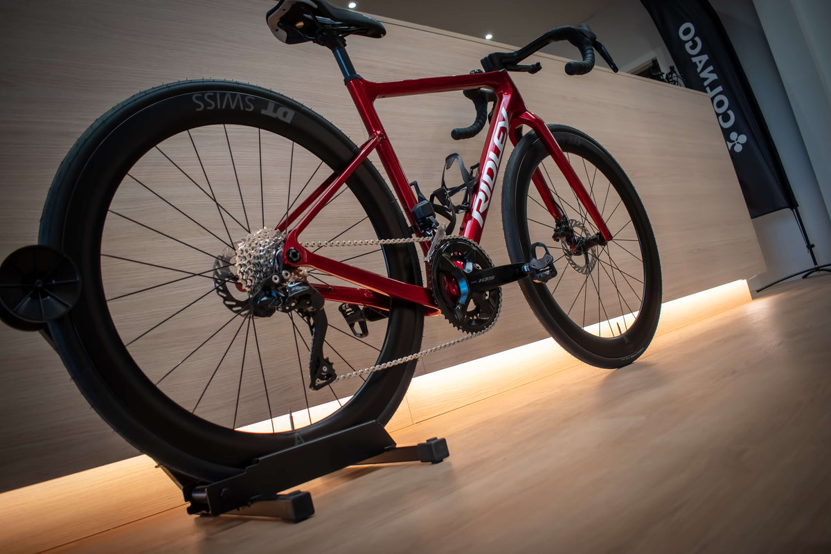 Ridley Grifn candy red 6 racefiets bij ROVR Bikes Dendermonde