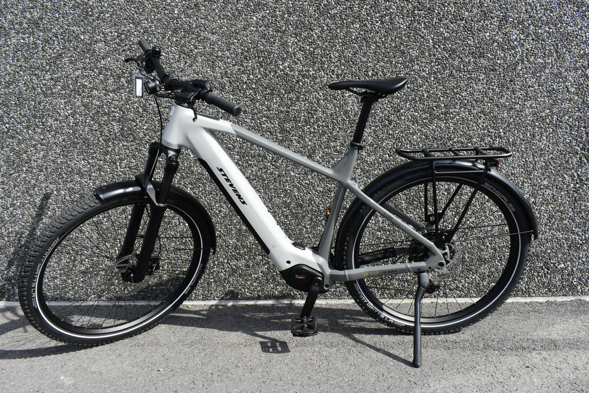 stevens e-juke 6.6.1 feq london grey 2 bij ROVR Bikes Dendermonde