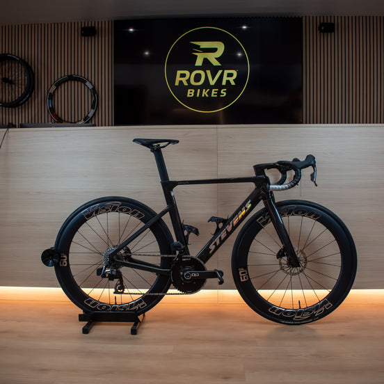 Stevens Arcalis Nightstone 2026 demo racefiets bij ROVR Bikes Dendermonde