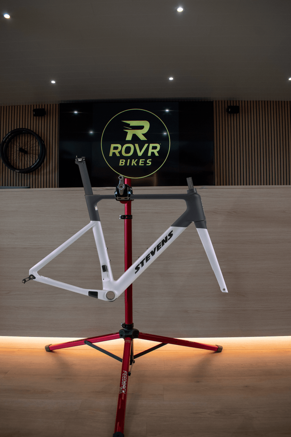 Stevens Arcalis black illusion chez ROVR Bikes Dendermonde