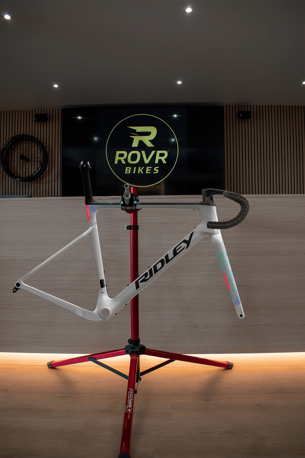Ridley Astr RS Silver chez ROVR Bikes Dendermonde