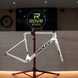 Kit cadre Ridley Astr Pearl White/Black/Peach chez ROVR Bikes Dendermonde