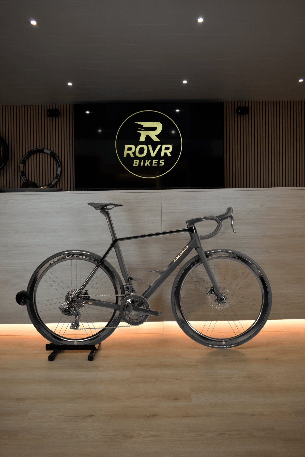 Colnago C72 HFBK bij ROVR Bikes Dendermonde