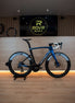 Vélo de route Pinarello Dogma F Luxter Blue Shiny 2026 chez ROVR Bikes Dendermonde