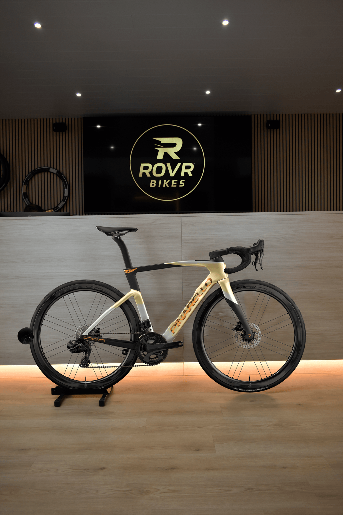 Pinarello Dogma F Molten Sand 54 2027 CUSTOM