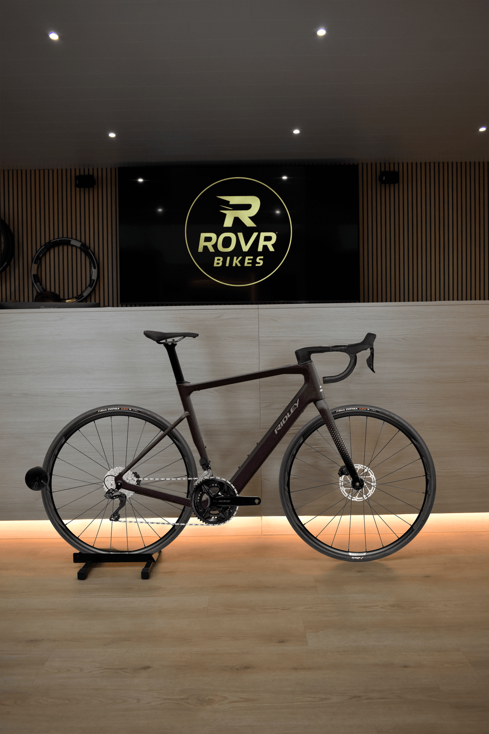 Ridley E-Grifn Dark Plum chez ROVR Bikes Dendermonde