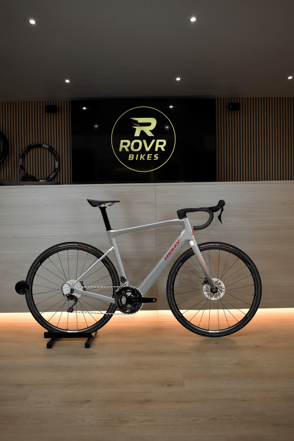 Ridley E-Grifn Battleship Grey 3 chez ROVR Bikes Dendermonde