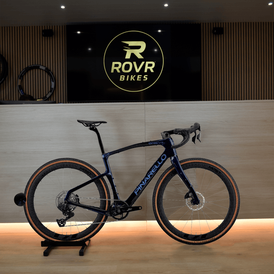 Pinarello Grevil F5 2027 gravelbike bij ROVR Bikes Dendermonde