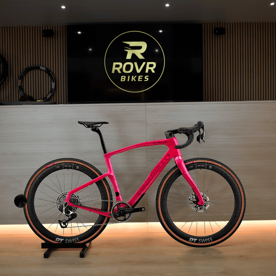 Pinarello Grevil F9 2027 gravel bike at ROVR Bikes Dendermonde