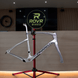 Pinarello Dogma GR Interstellar Grey chez ROVR Bikes Dendermonde