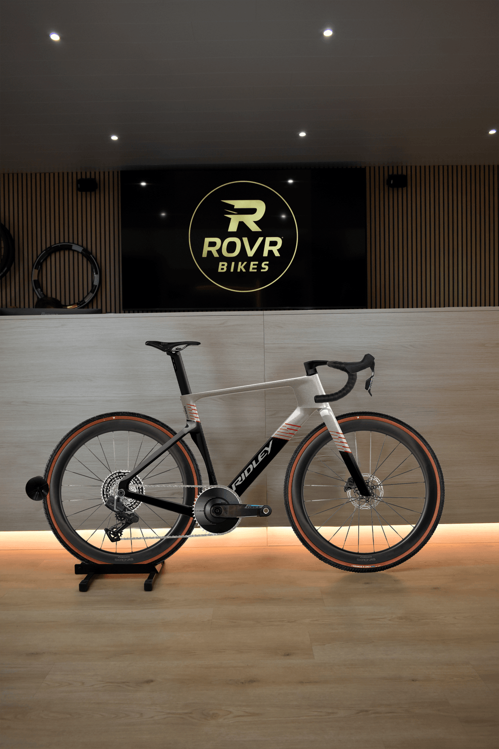 Ridley Kanzo Fast 2.0 Autumn Grey/Black chez ROVR Bikes Dendermonde