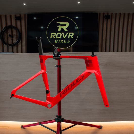 Ridley Noah Red/Candy Red Metallic frameset bij ROVR Bikes Dendermonde