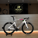 Ridley Noah Fast 3.0 Pearl White/Black 2 chez ROVR Bikes Dendermonde