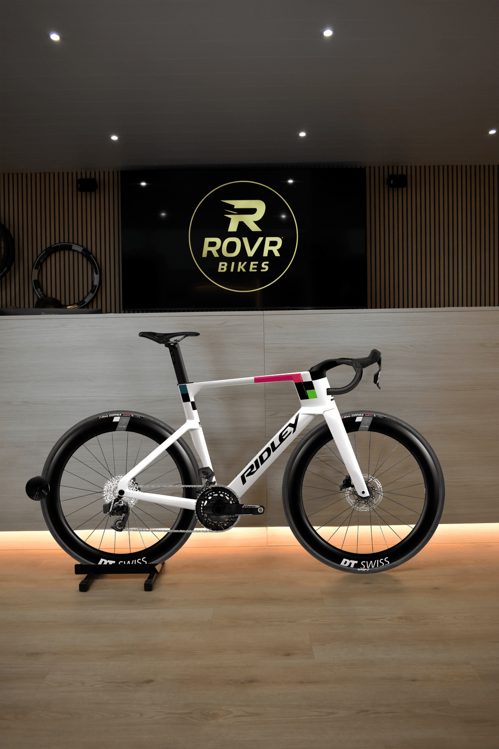 Ridley Noah Fast 3.0 Pearl White/Black 2 chez ROVR Bikes Dendermonde
