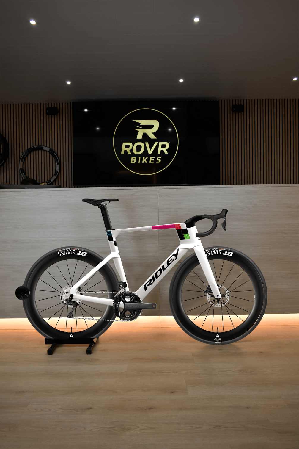 Ridley Noah Fast 3.0 Pearl White/Black 4 chez ROVR Bikes Dendermonde