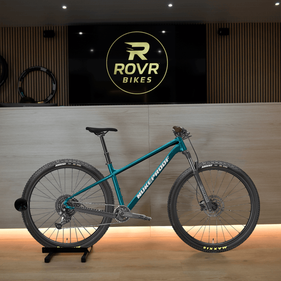 Nukeproof Tracker Pro bij ROVR Bikes Dendermonde